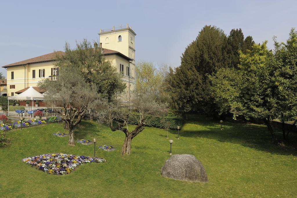 Al Castello Bed And Breakfast Cornate d'Adda Exteriör bild