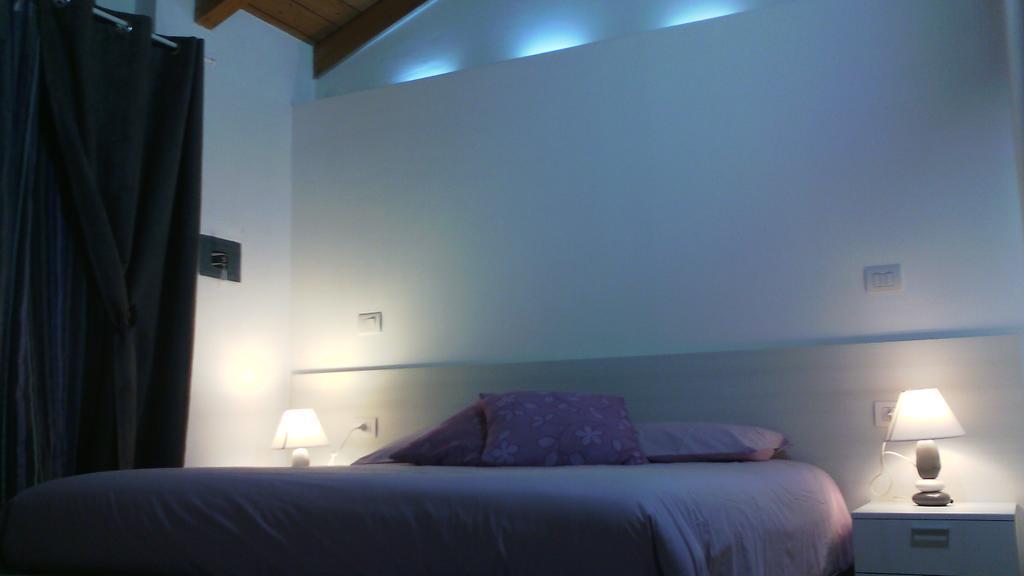 Al Castello Bed And Breakfast Cornate d'Adda Exteriör bild